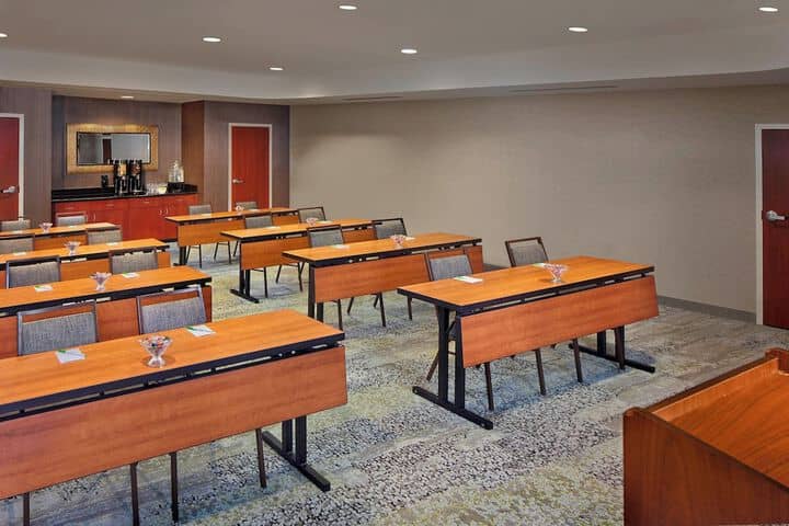 Meeting facility